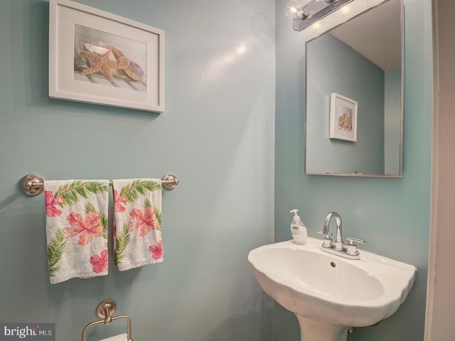 1471-A N VAN DORN ST, Alexandria, VA 22304