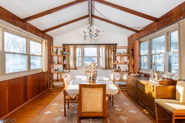 272 Old Tote Rd, Mountainside Boro, NJ 07092