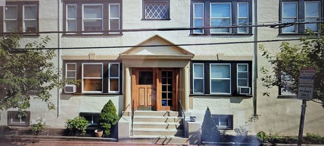 59 Sacramento Street 10, Cambridge, MA 02138