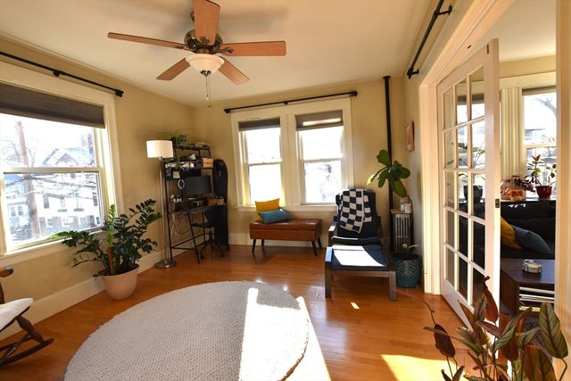 59 Sacramento Street 10, Cambridge, MA 02138