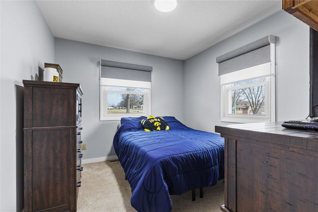 601 N 12th Street, Indianola, IA 50125