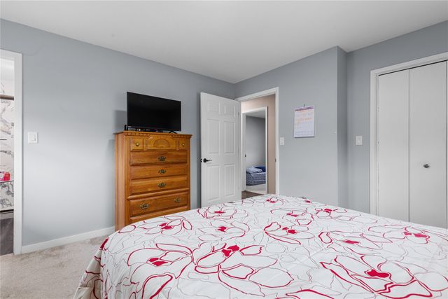 601 N 12th Street, Indianola, IA 50125