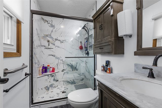 601 N 12th Street, Indianola, IA 50125