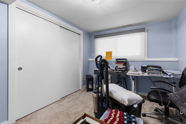 601 N 12th Street, Indianola, IA 50125