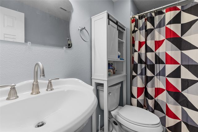 601 N 12th Street, Indianola, IA 50125