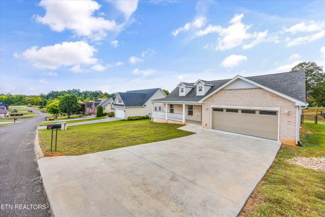 102 Huntington Blvd, Madisonville, TN 37354