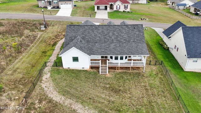 102 Huntington Blvd, Madisonville, TN 37354