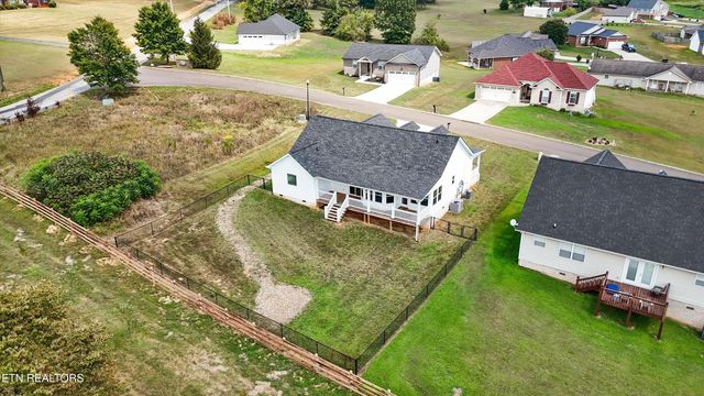 102 Huntington Blvd, Madisonville, TN 37354