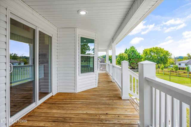 102 Huntington Blvd, Madisonville, TN 37354