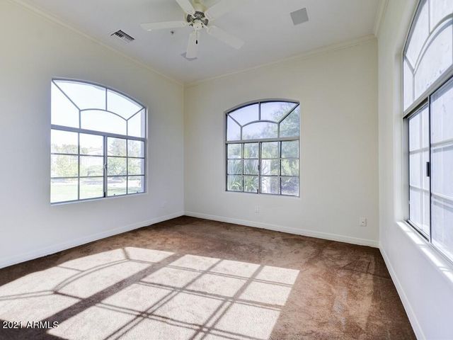 8704 E LOS GATOS Drive, Scottsdale, AZ 85255