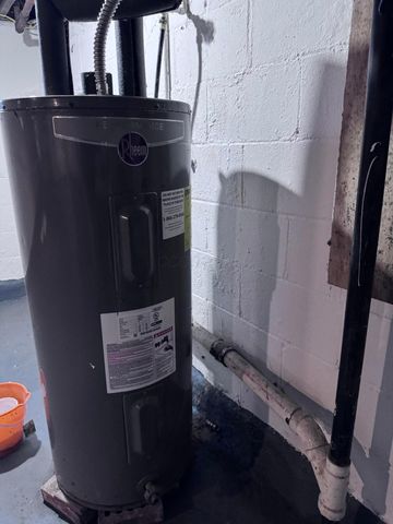 349 S Eureka Avenue, Columbus, OH 43204