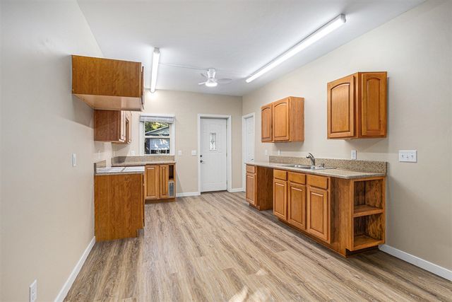 3192 W Michigan Avenue, Battle Creek, MI 49037