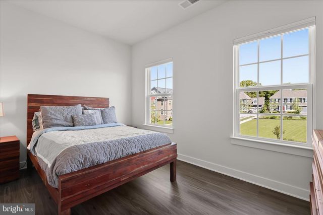 6207 ISLINGTON ST, Middle River, MD 21220