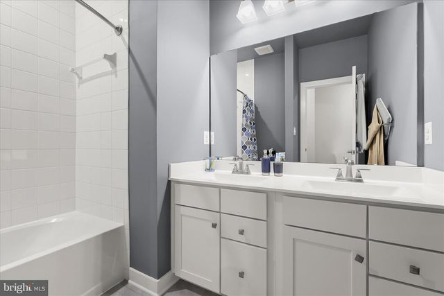 6207 ISLINGTON ST, Middle River, MD 21220