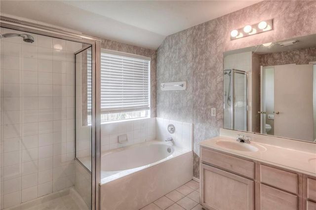 19223 Twin Buttes Drive, Tomball, TX 77375