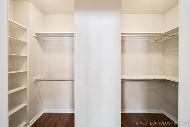 3823 Oakwood Drive, Pryor, OK 74361