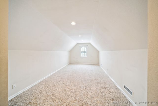 3823 Oakwood Drive, Pryor, OK 74361