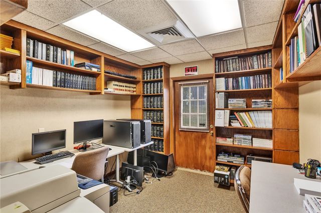 50 Seco Road, Monroeville, PA 15146