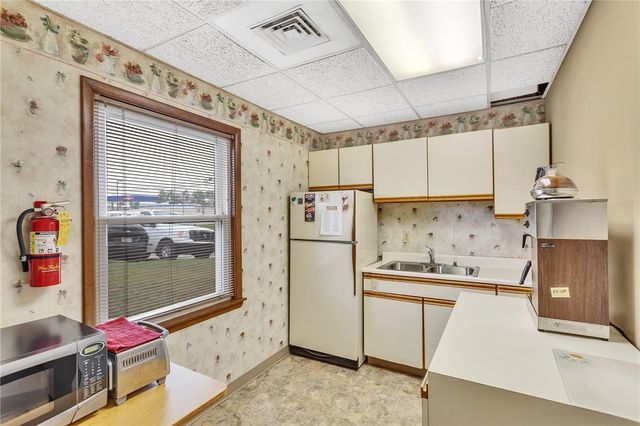 50 Seco Road, Monroeville, PA 15146