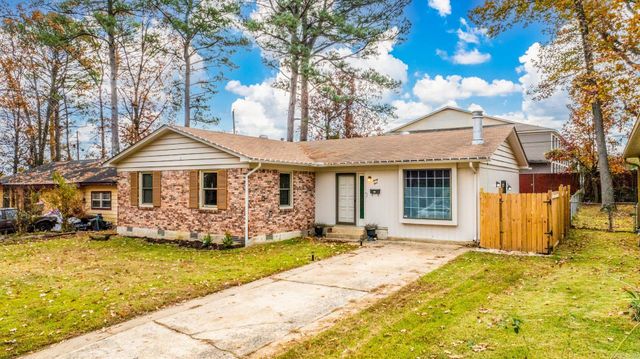 31 Allyson Circle, Little Rock, AR 72209