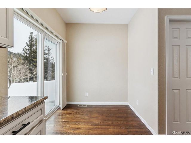 820 N Vernon Dr, Central City, CO 80427