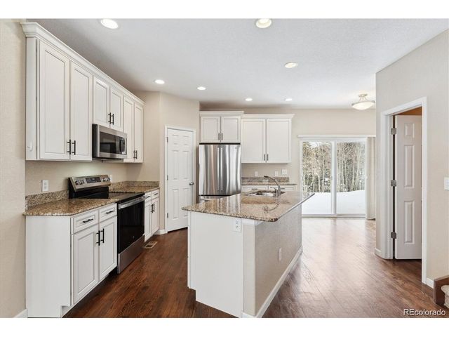 820 N Vernon Dr, Central City, CO 80427