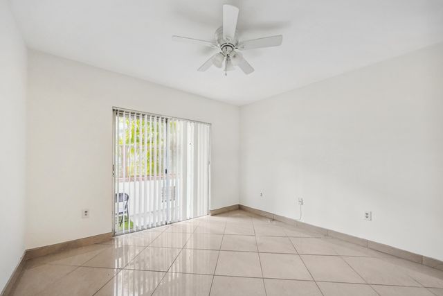 2878 Donnelly Drive 106, Lake Worth, FL 33462
