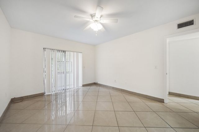 2878 Donnelly Drive 106, Lake Worth, FL 33462