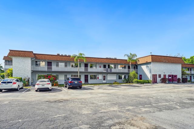 2878 Donnelly Drive 106, Lake Worth, FL 33462