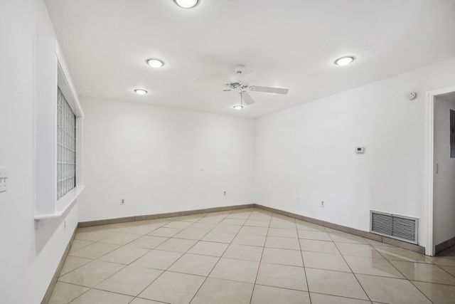 2878 Donnelly Drive 106, Lake Worth, FL 33462