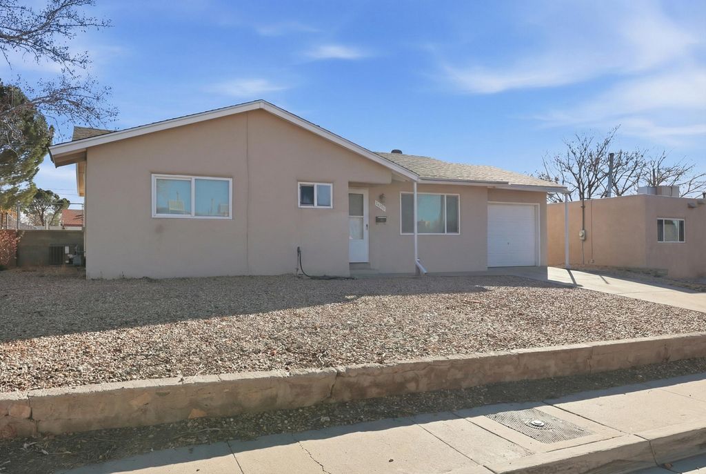9620 Aspen Avenue NE, Albuquerque, NM 87112