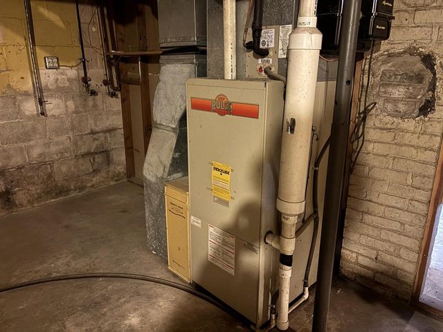 219 E Water STREET, Watertown, WI 53094