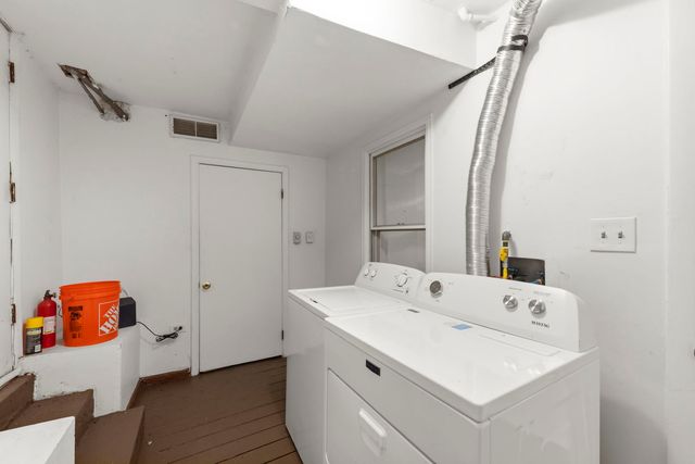 2422 N Seminary Avenue, Chicago, IL 60614