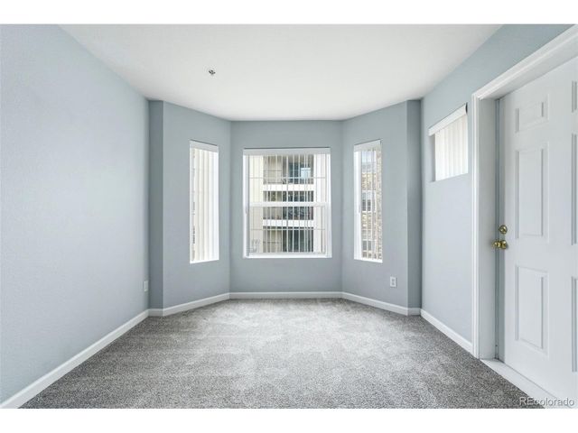 5667 S Urban St 201, Littleton, CO 80127