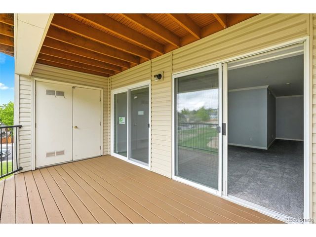 5667 S Urban St 201, Littleton, CO 80127