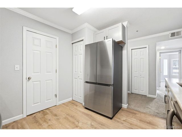 5667 S Urban St 201, Littleton, CO 80127