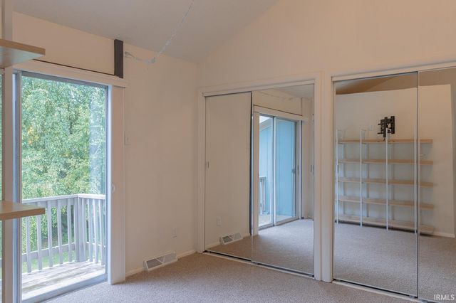 51843 Trowbridge Lane, South Bend, IN 46637