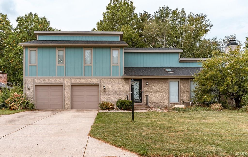 51843 Trowbridge Lane, South Bend, IN 46637