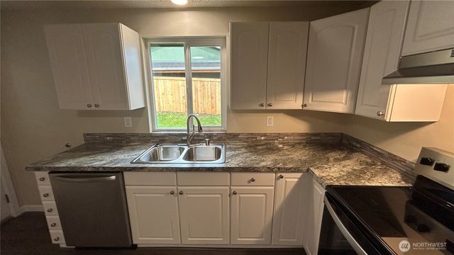 5336 75th Court SW, Olympia, WA 98512