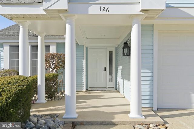 126 CARDIGAN CT, Manchester Township, NJ 08759