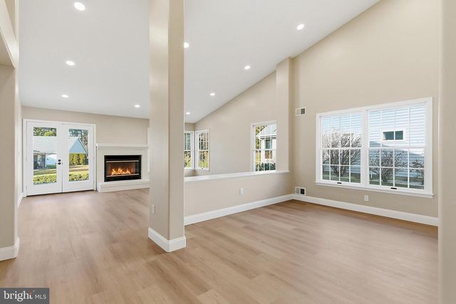 126 CARDIGAN CT, Manchester Township, NJ 08759