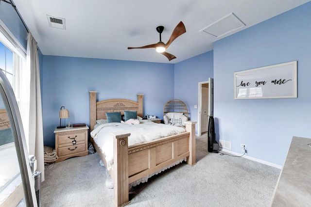 590 N Triumph Court, Hainesville, IL 60073