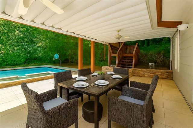 802 Eastside Pointe, Woodstock, GA 30189