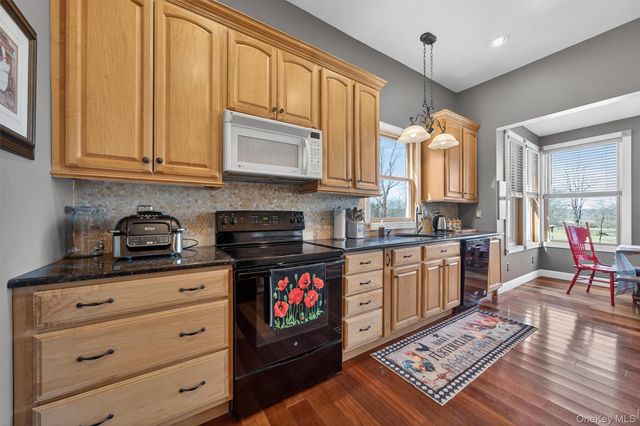 315 Bellvale Lakes Road, Warwick, NY 10990