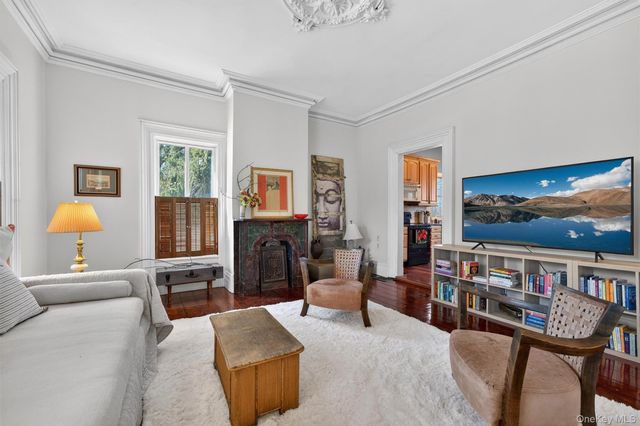 315 Bellvale Lakes Road, Warwick, NY 10990