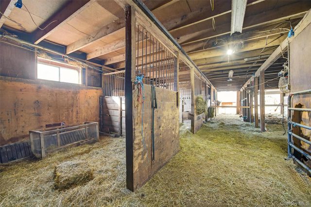 315 Bellvale Lakes Road, Warwick, NY 10990