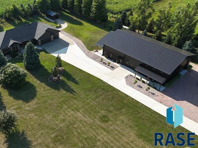25015 475th Ave Avenue, Dell Rapids, SD 57022