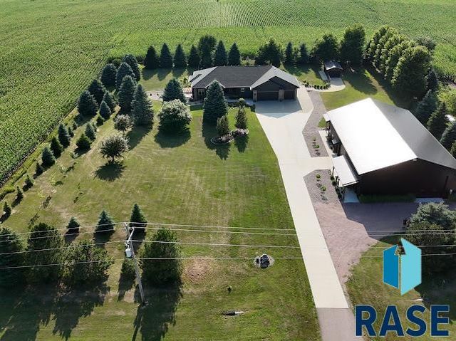 25015 475th Ave Avenue, Dell Rapids, SD 57022