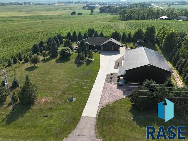 25015 475th Ave Avenue, Dell Rapids, SD 57022
