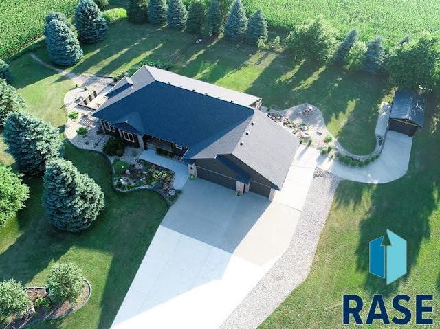 25015 475th Ave Avenue, Dell Rapids, SD 57022